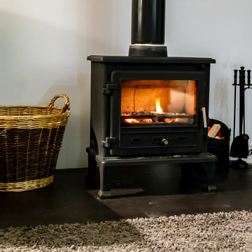 Quel est le meilleur bois de chauffage pour les cheminées à insert ?